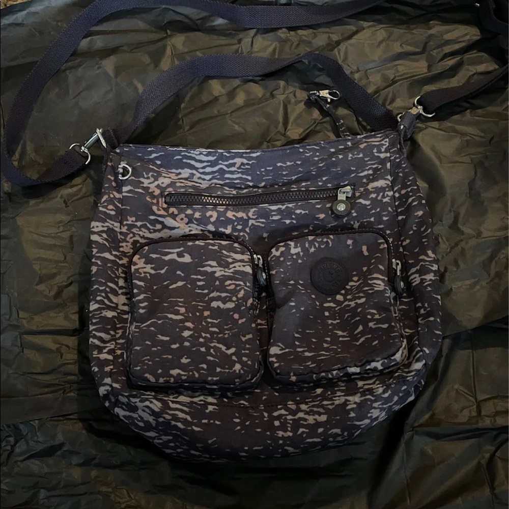 kipling adjustable crossbody bag